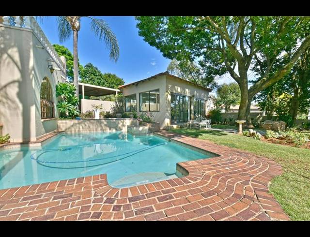 6 BEDROOM HOUSE FOR SALE IN RANDPARK RIDGE